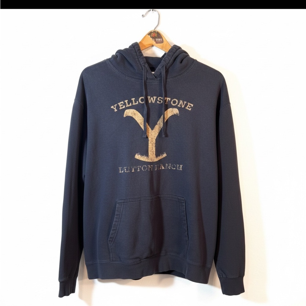 Yellowstone Dutton Ranch Distressed Graphic Hoodie Sweatshirt Black Mens size L